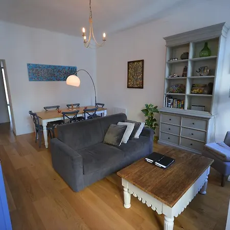 Apartment Be Our Guests In Port Le Pin *