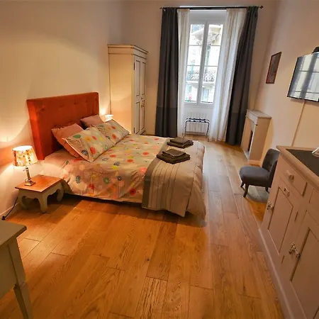 Apartment Be Our Guests In Port Le Pin Nice